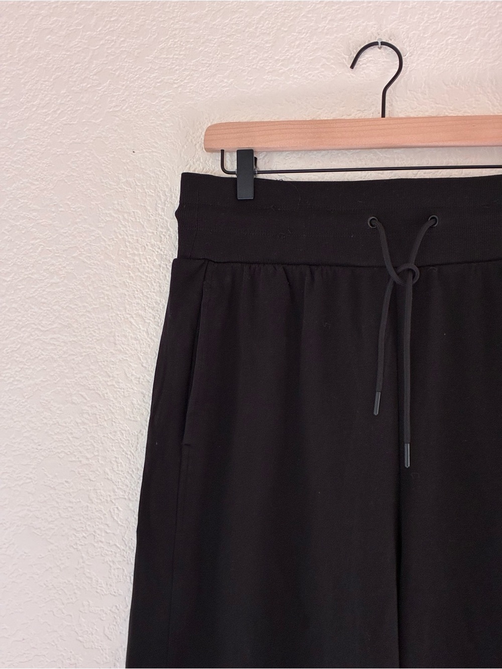 Old Navy | Black Extra high rise wide leg fleece sweatpants size large - Picture 4 of 10